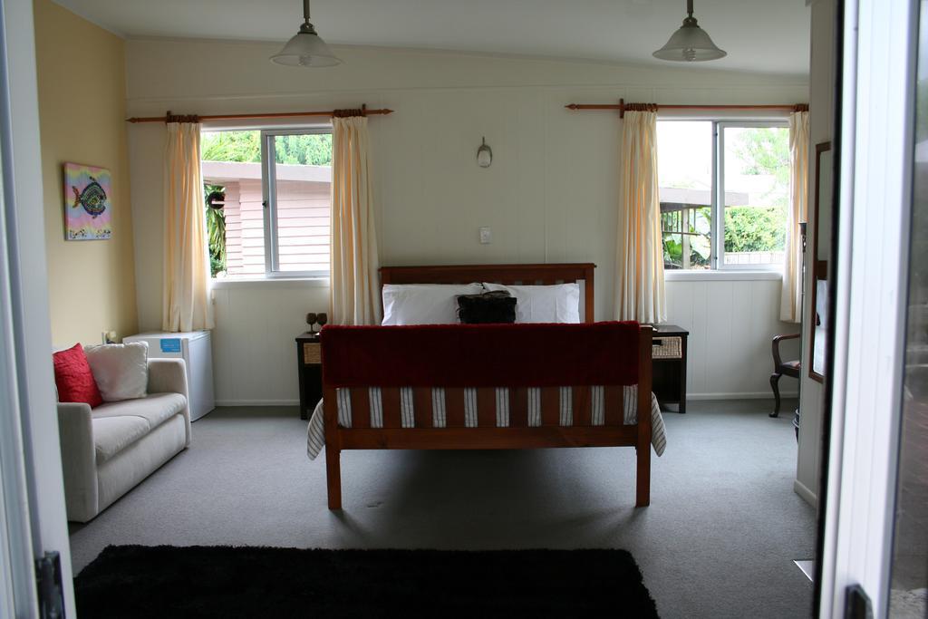 Whitianga B&B - Adults Only ภายนอก รูปภาพ